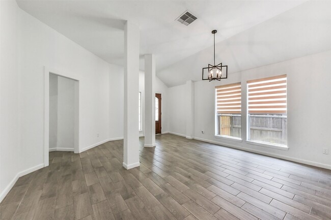 Building Photo - 13021 Castlewind Ln