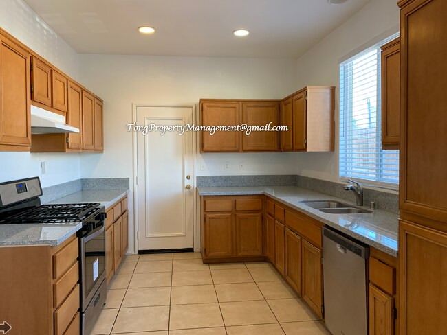 Foto del edificio - 13237 Kootenay St