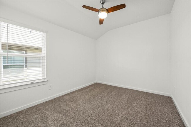 Building Photo - 14254 Black Cyn Ln