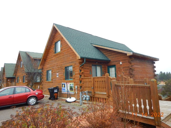 Building Photo - 459 Overlook Ct