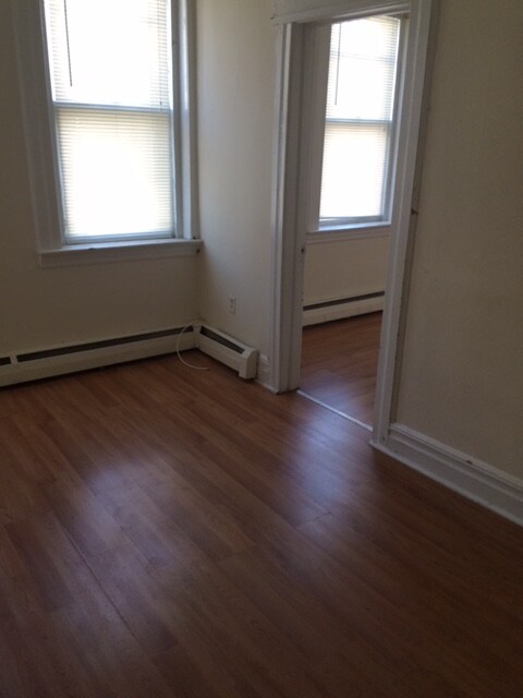 Foto del edificio - 409 N 3rd St