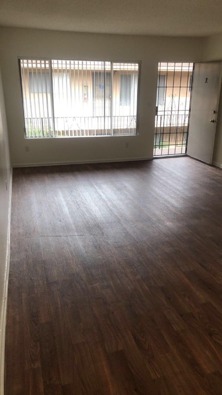 Building Photo - 2231 E Lenita Ln