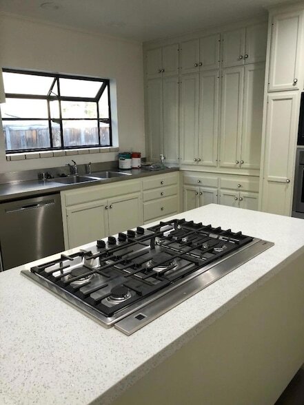 Foto del edificio - 1376 Johnson St