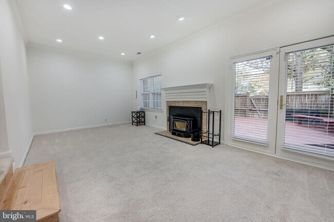 Foto del edificio - 5137 Heritage Ln