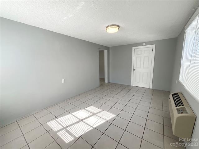 Building Photo - 259 Jefferson Ct NE
