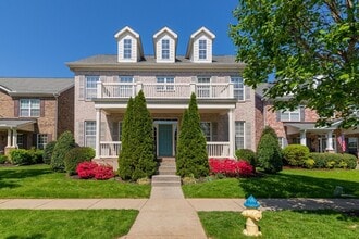 Building Photo - 412 Meadowcrest Cir