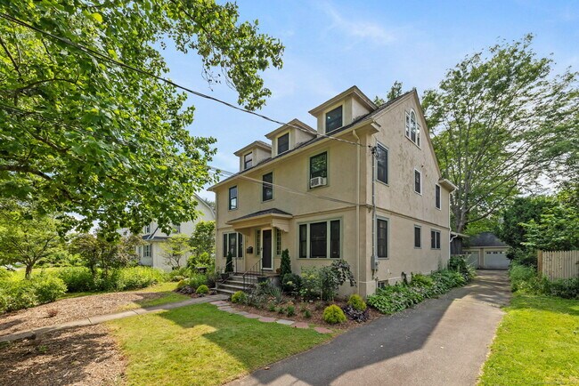 Building Photo - 53 Beverly Rd