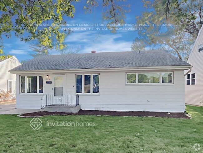 Building Photo - 9219 S 51st Ave