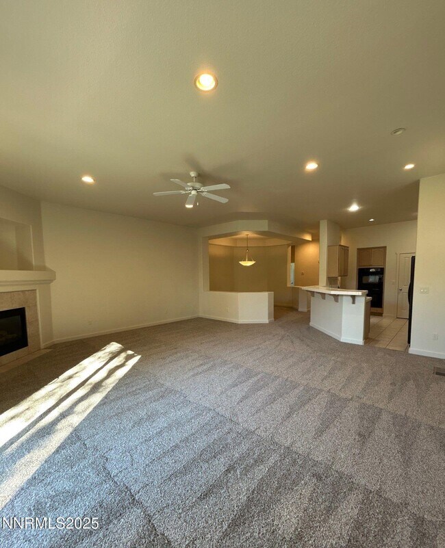 Foto del edificio - 939 Turnberry Dr