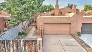 Building Photo - 1543 Escondida Ct