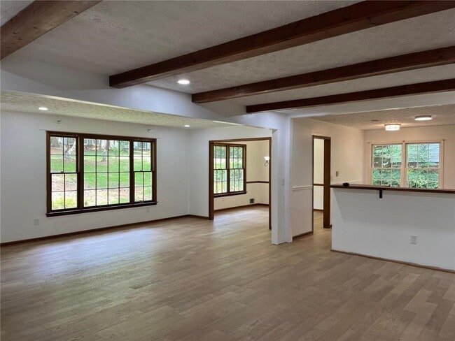 Building Photo - 3378 Mountain Hollow Dr