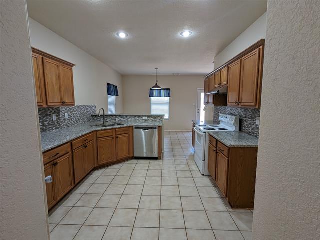 Building Photo - 10520 Winding Passage Way