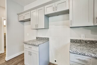 Building Photo - 420 Ave B