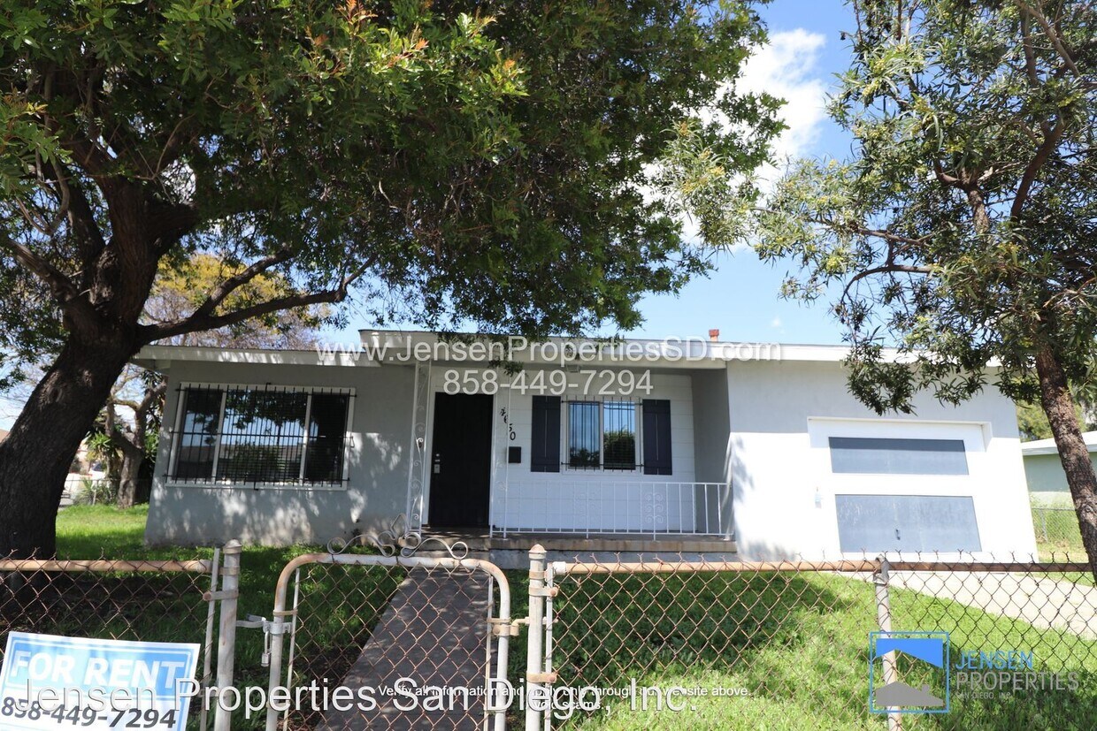 Primary Photo - 3 br, 1 bath House - 4650 Hilltop Dr