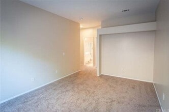 Building Photo - 22904 Briarwood Dr