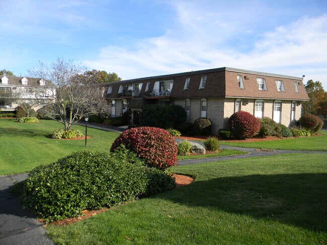 Building Photo - 26 Williamsburg Ct