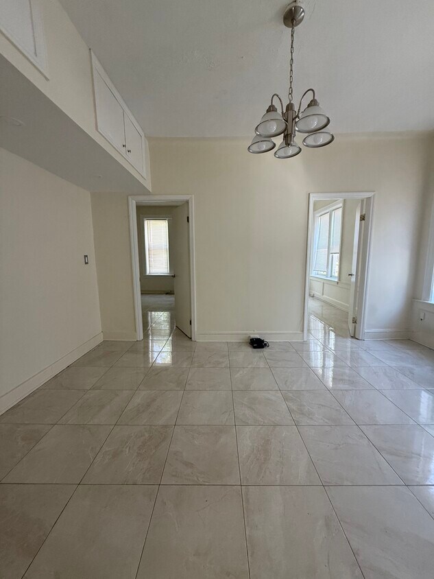 Foto principal - 31 Bay 34th St