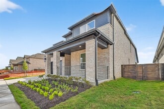 Building Photo - 3222 Kindred Wy