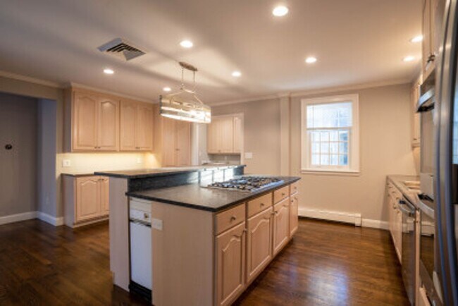 Foto del edificio - 40 Puddingstone Ln