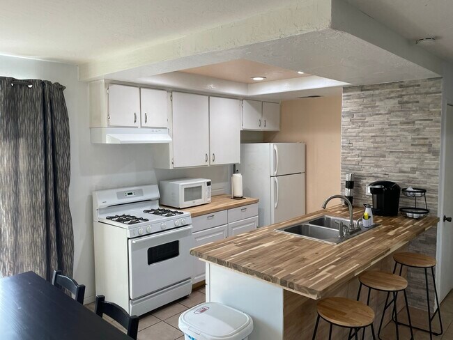 Cocina - 1 Lakeview Cir