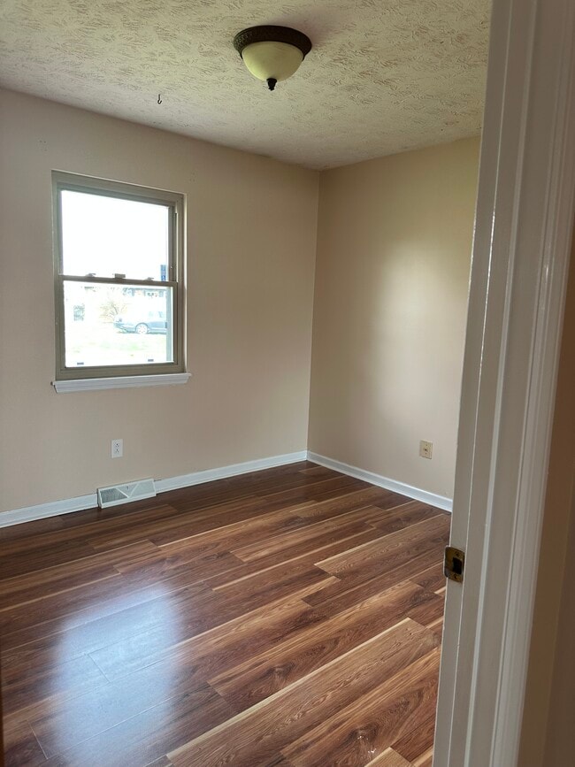 Foto del edificio - 3320 Pittman Creek Ct