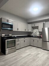 Building Photo - 1415-1417 Warren St