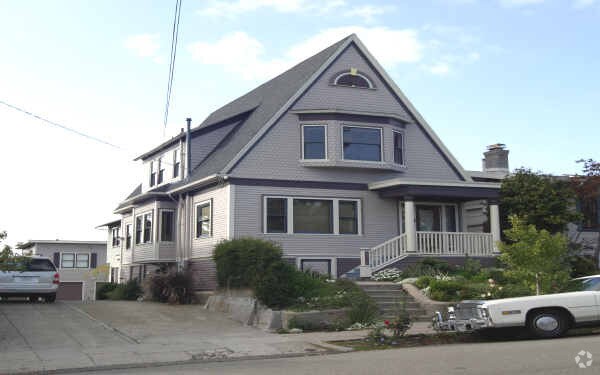 Building Photo - 1518 Grant St