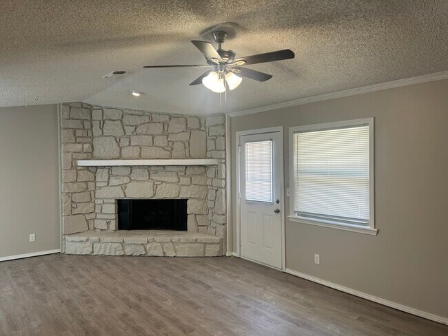 Building Photo - 3332 S 141st E Ave