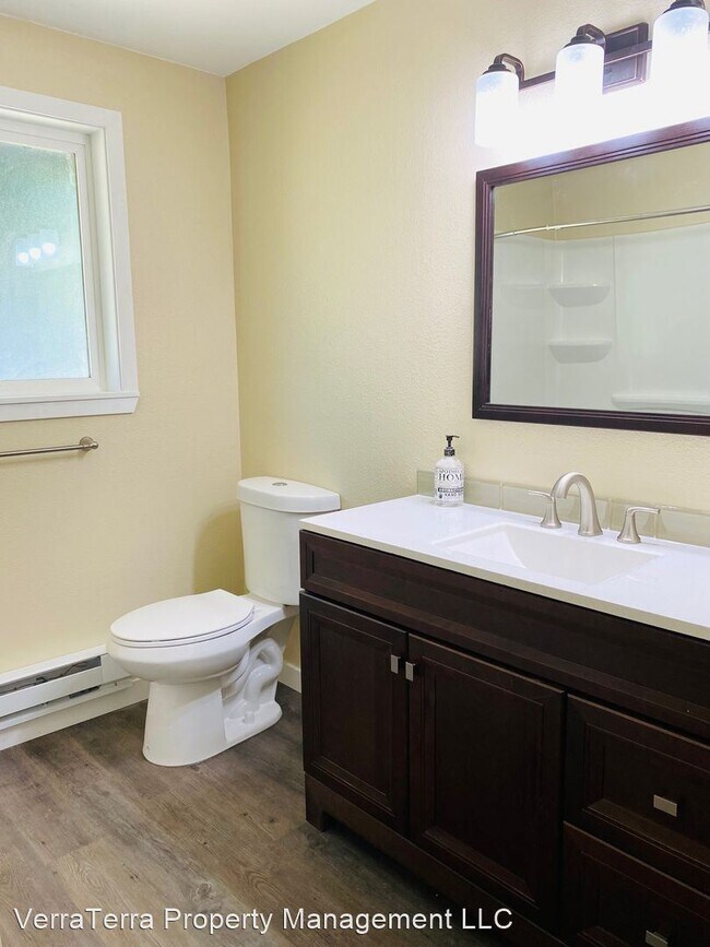 Foto del edificio - 3 br, 1.5 bath House - 6313 160th St E