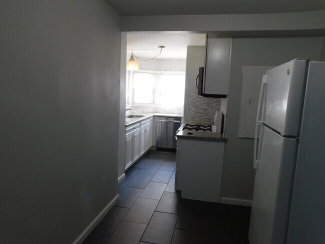 Foto del edificio - 23546 Glenbrook St