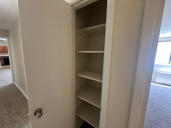 Interior Photo - Summit Hills