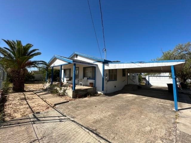 Foto del edificio - 5425 Pena Ln