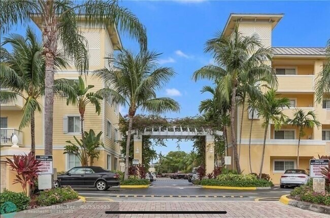 Main entrance - 1501 E Broward Blvd