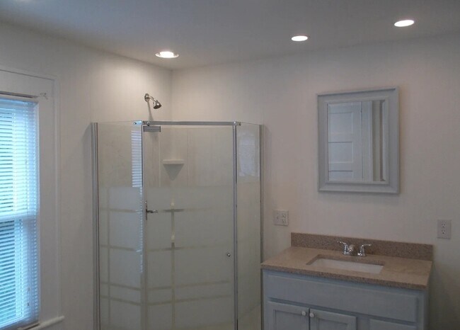 Foto del edificio - 504 Green Ave