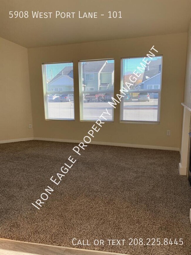 Building Photo - 5908 W Prt Ln