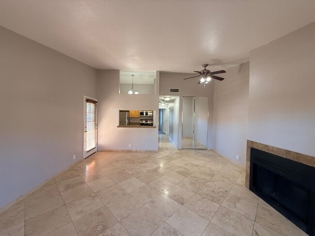 Foto del edificio - 14203 N 19th Ave