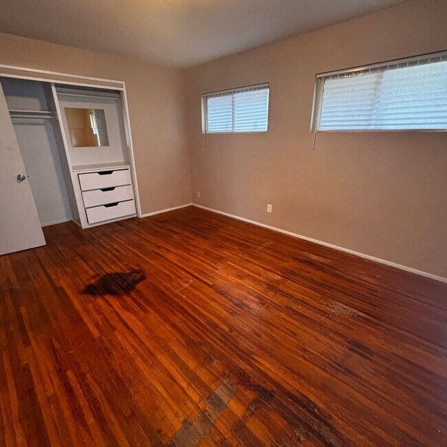 Building Photo - Bright 2 Bed / 1 Bath Home in Tempe – Avai...