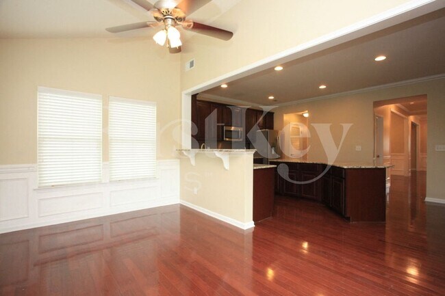 Foto del edificio - 3009 Fallondale Rd