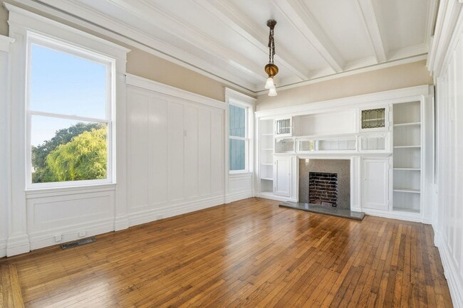 Building Photo - 38-42-42 Broderick St