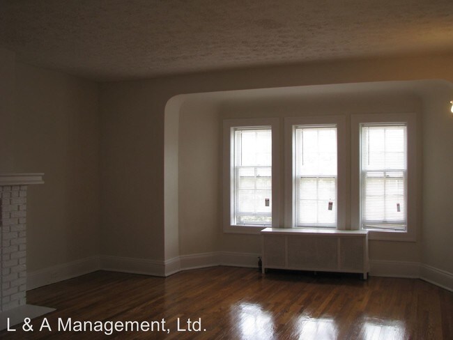 Foto del edificio - 2572 Kemper Rd