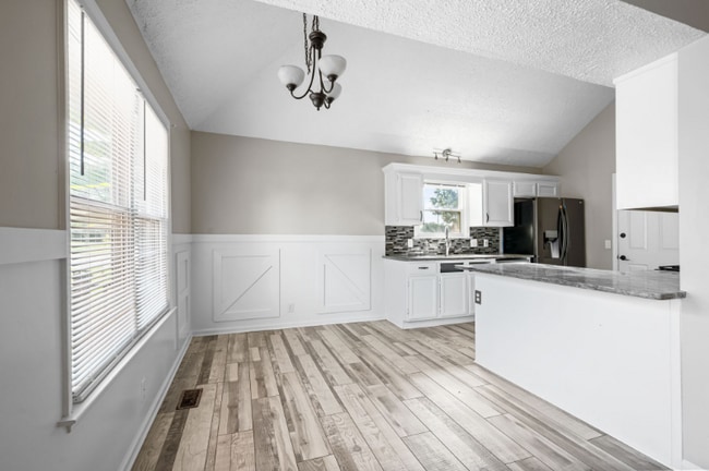 Foto del edificio - 3600 Burwick Pl