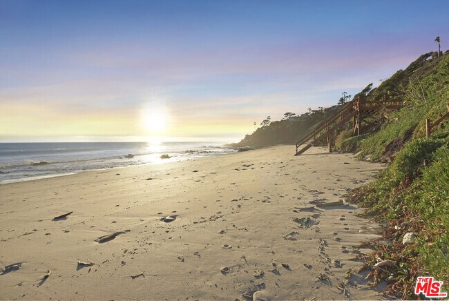 Foto del edificio - 33410 E Pacific Coast Hwy