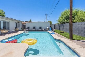 Building Photo - 3330 E Cypress St