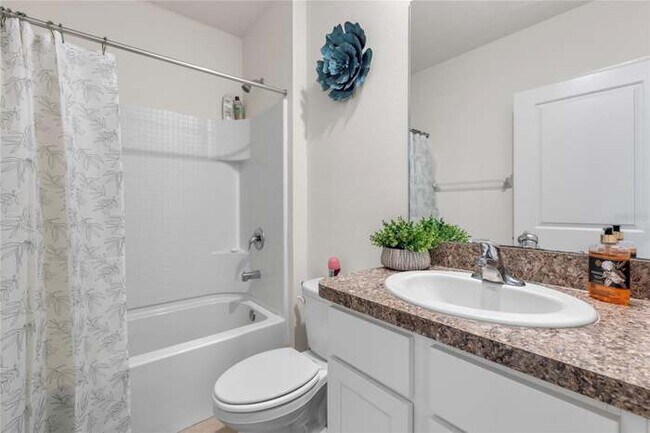 Foto del edificio - 11624 MIracle Mile Dr