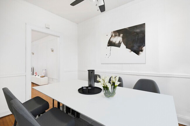 Foto del edificio - 632 W. Addison