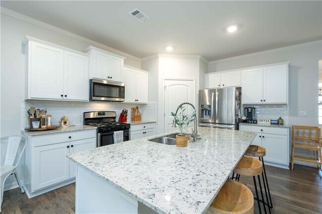 Foto del edificio - 58 Creekbed Ct