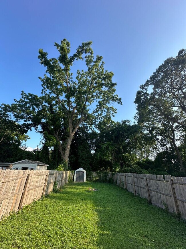 Foto del edificio - 251 Chapel St