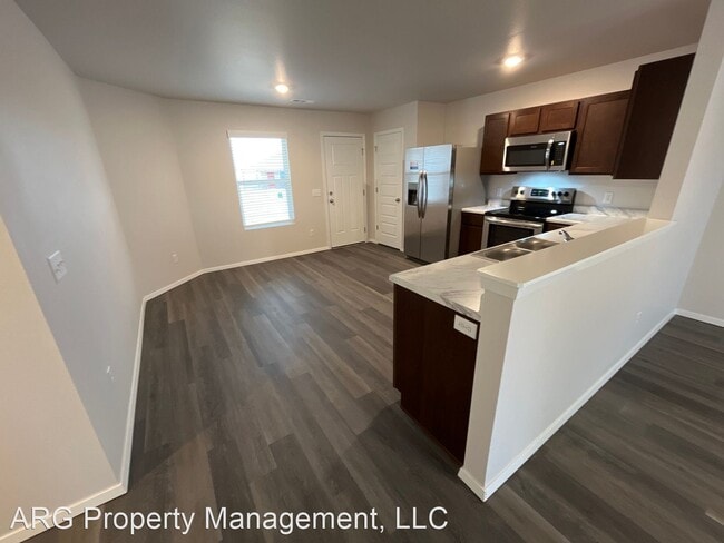 Foto del edificio - 3 br, 2 bath House - 3301 E Ricky Drive