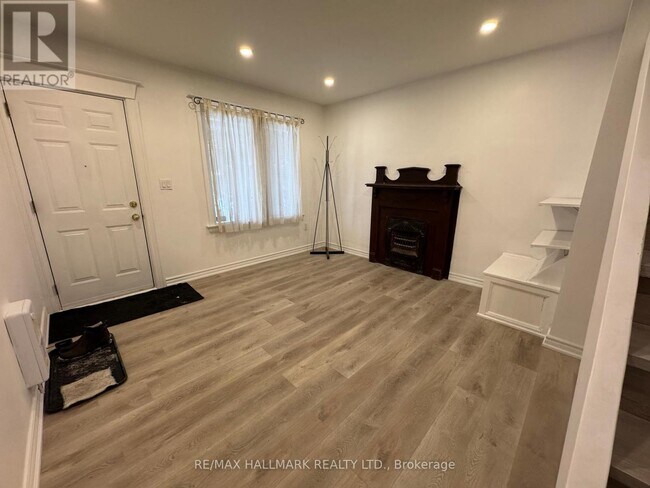 Photo du bâtiment - 58 Pape Ave