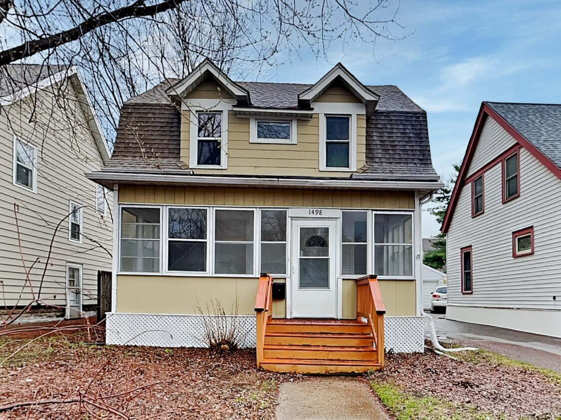 1498 Selby Ave, Saint Paul, MN 55104 House Rental in Saint Paul, MN